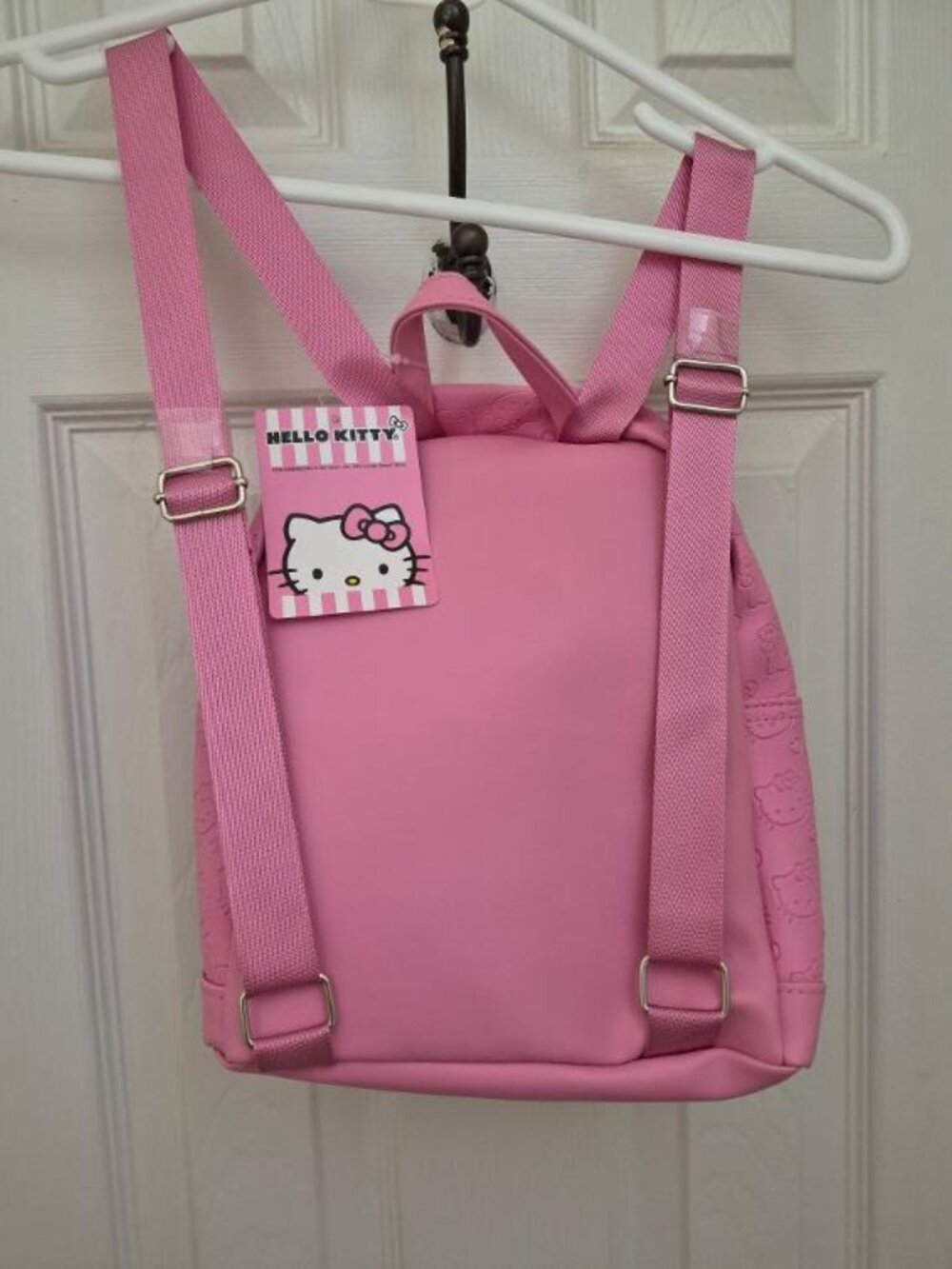 Hello Kitty Pink Backpack - Picture 3 of 3